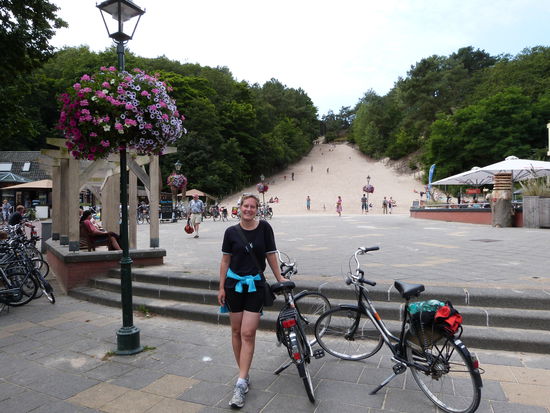 Praktisch: Düne direkt im Ort von Schoorl