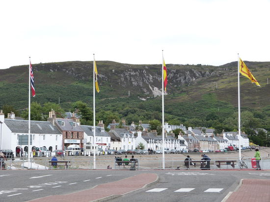 Die "Skyline" von Ullapool...