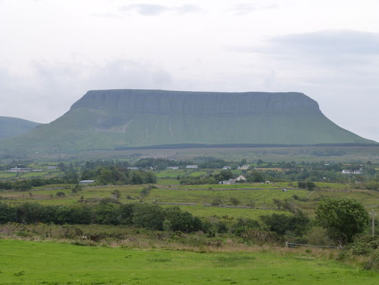 Die ersten Ausblicke in Irland, in der Nähe des Ortes Sligo