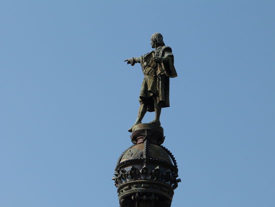 ...Kolumbus weist den Weg