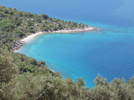 Schöne Bucht auf der Insel Cres, Kroatien