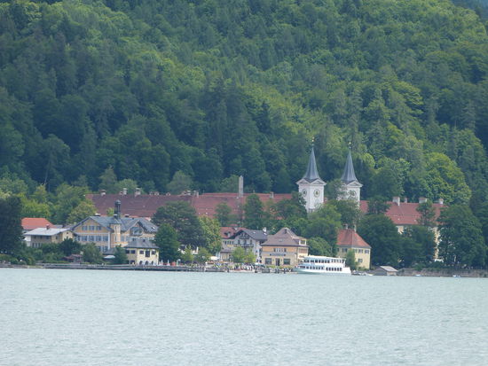 Tegernesee & Ort Tegernsee. Wunderschön gelegen.
