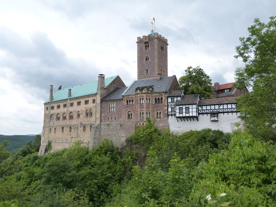 Die Wartburg. Von hier aus hat man einen schönen Blick auf die Region.