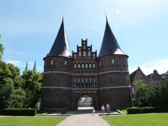 Das Holstentor - bekanntes Wahrzeichen von Lübeck