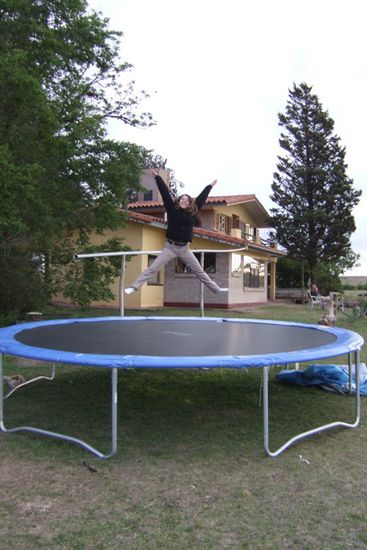 Morgengymnastik auf Andys Trampolin...