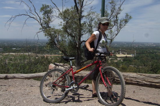 Mit meinem Bike auf der Stadttour.