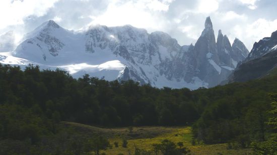 Juhui, es wurde doch noch wahr: Die Bergspitzen "Cerro Torre" zeigen sich heute klar und deutlich!