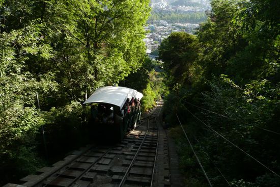 Die Zahnradbahn, welche uns auf den Aussichtsberg fuhr.