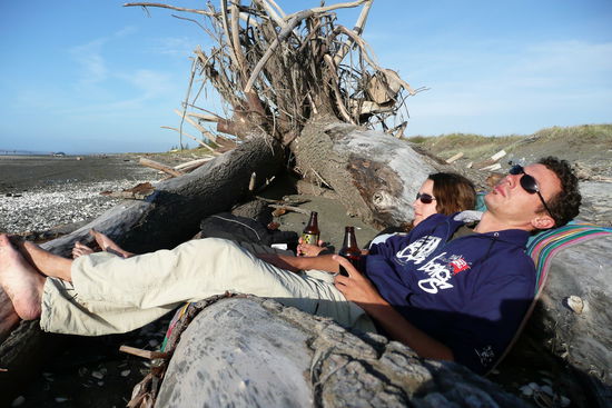 Auf unserem natuerlichen Liegestuhl laesst sich der Sonnenuntergang speziell gut geniessen 