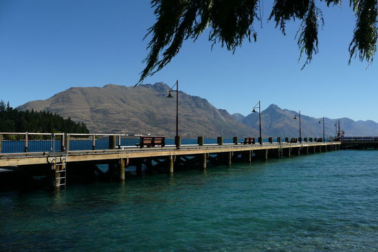 Hafenpromenade in Queenstown.