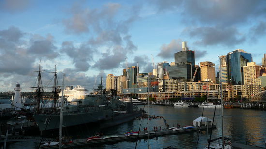 Sydney Harbour in Abendstimmung.