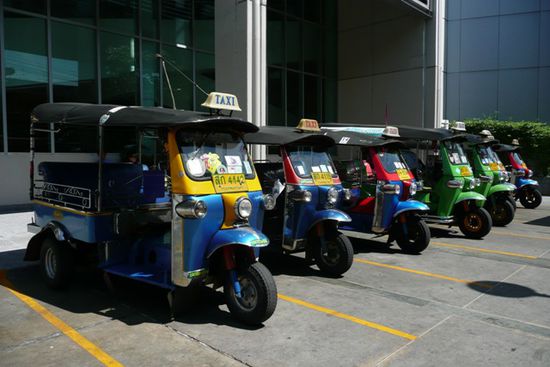 Eine Fahrt mit so einem Tuk-Tuk kann lebensgefaehrlich sein