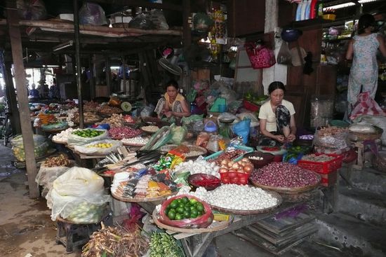 Markthalle in Hoi An. Hier lag meist ein hässlicher Duft in der Luft...