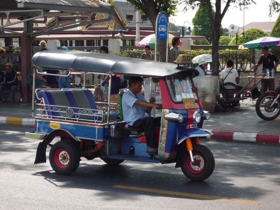 Tuk Tuk Taxi