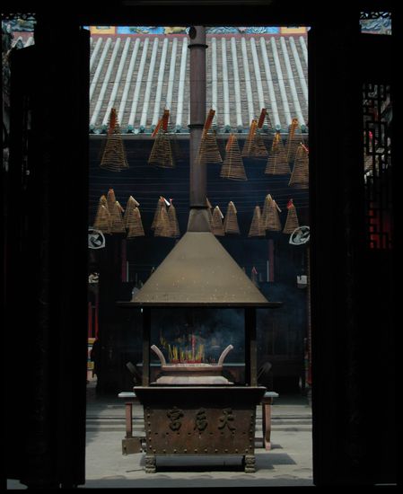 In den chinesischen Tempeln von Saigon