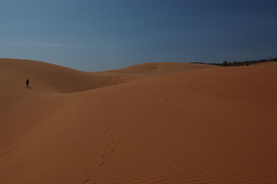 Rote Duenen bei Mui Ne (und Petra)