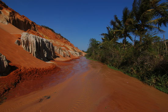 Kleines Fluesschen oberhalb Mui Ne