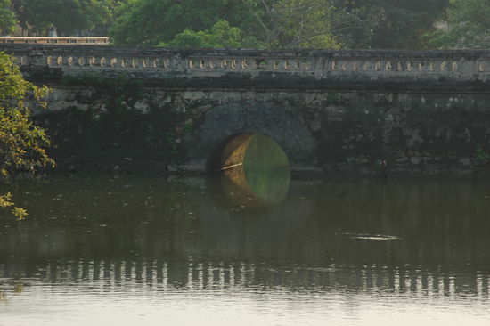 Wassergraben um die Zitadelle