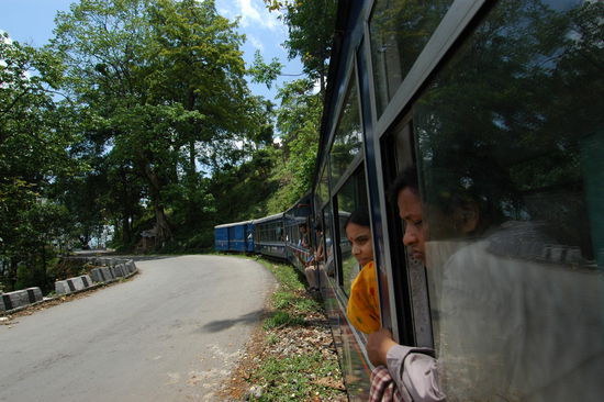 Unterwegs entlang der Strasse nach Darjeeling