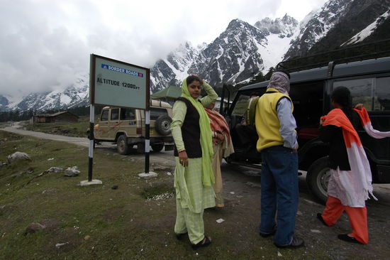 12.000 Feet, ca. 4.000 Meter, wird wohl der hoechste Punkt unserer gesamten Reise bleiben