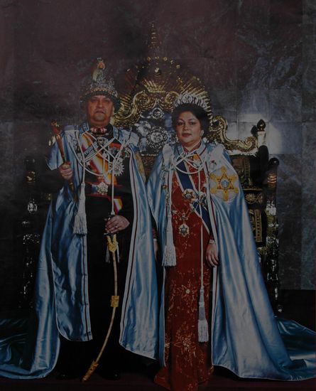 Koenig Gyanendra nebst liebreizender Gattin