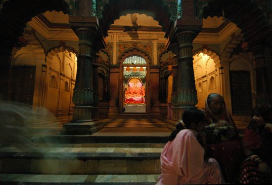 Blick auf das Allerheiligste: Der Sita-Altar