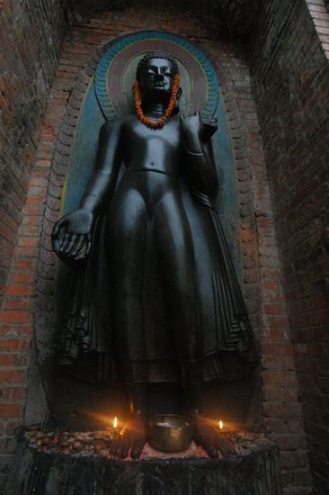 Der Erhabene (hatte Geburtstag)