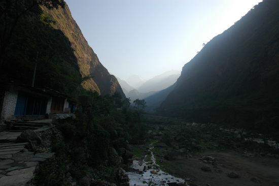 Zwischen Tatopani und Ghasa; Tatopani