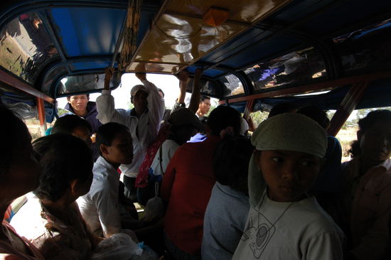 Weggefaehrte in einem Songthaew