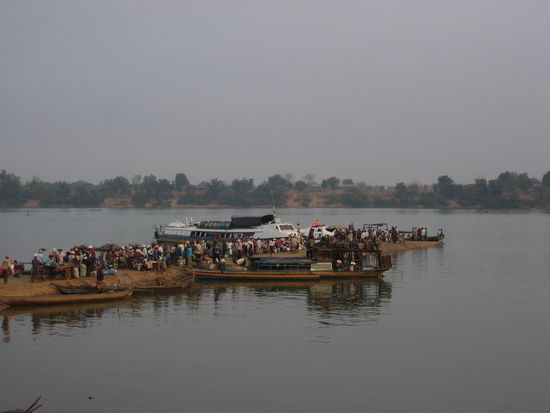 Bootsanlegestelle in Stung Treng