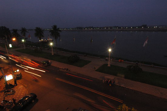 Uferpromenade am Tonle-Sap Fluss