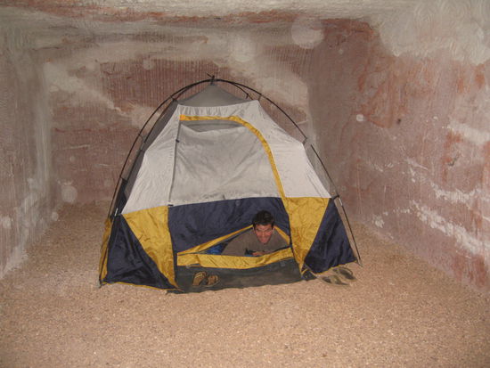 Unterirdischer Camping