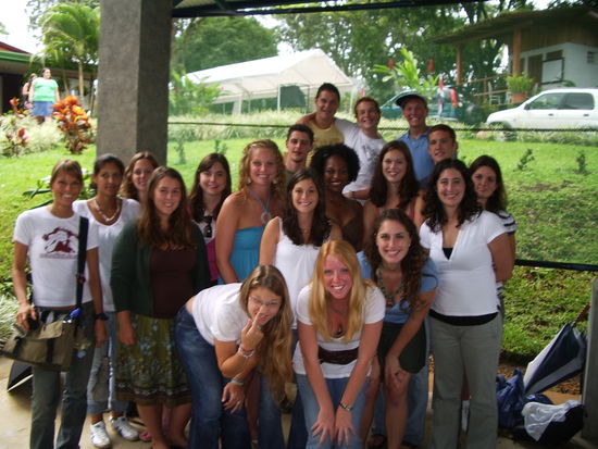 Alle Studenten aus dem Institut.