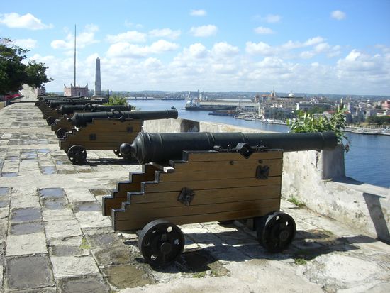 Diese Kanonenbatterie schützte einst die Hafeneinfahrt