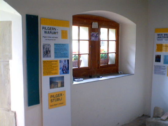 Pilgerecke in der Klosterruine in Rueggisberg