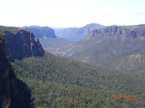 ... einige sagen, die Blue Mountains sind der Grand Canyon Australiens...