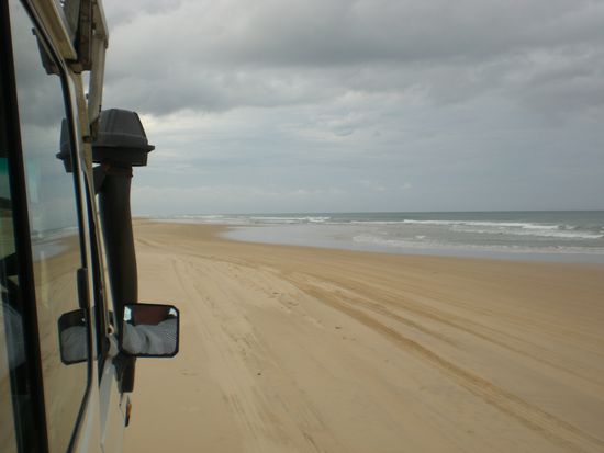 Endlose Straende zum Cruisen auf Fraser Island...