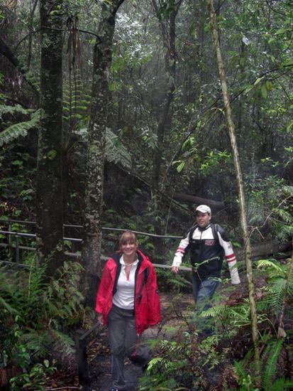Sarah und Beppo (aus Finnland) auf dem Weg zu den Wentworth Falls