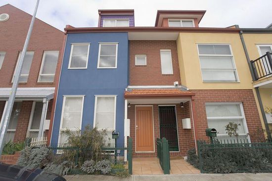 Ganz oben links (blau) wohnen wir 2