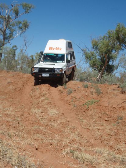 Driving down to the Palmer River Bed