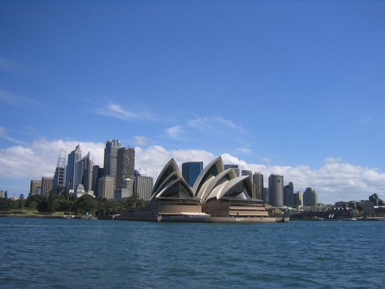 Skyline von der Fähre aus