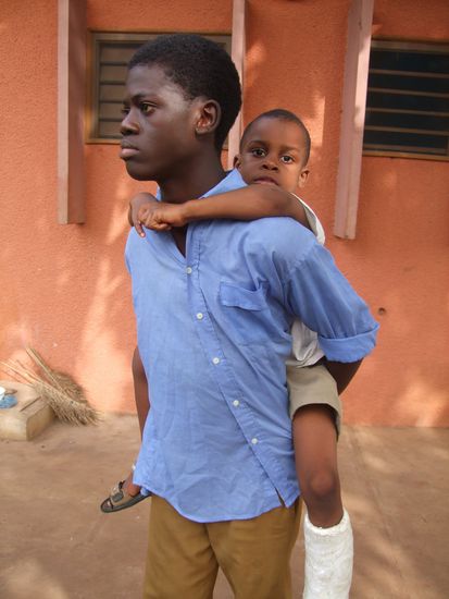 Cythile (der Papyer) mit Bienvenu