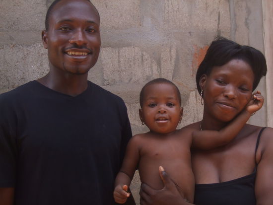 Casimir mit Frau und Kind