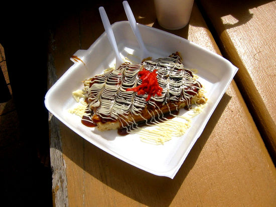 ...nämlich einen leckeren Pfannkuchen auf japanische Art mit ??? Aber war sehr lecker!