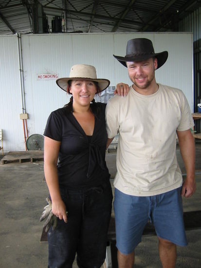 Erster Arbeitstag auf der Erdbeerfarm...geschafft!