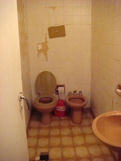 Na ja, man wohnt ja schliesslich nicht im Badezimmer...