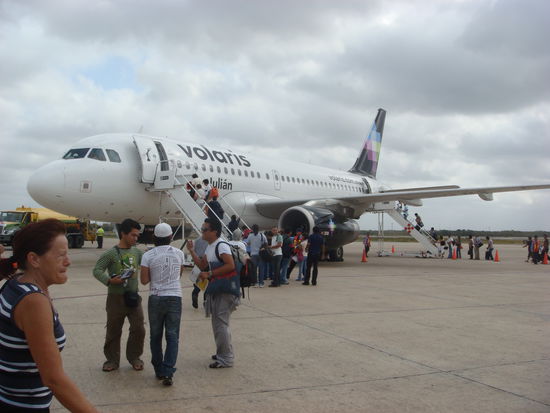 Ab ging's nach Mexiko City mit einem nagelneuen Flieger.