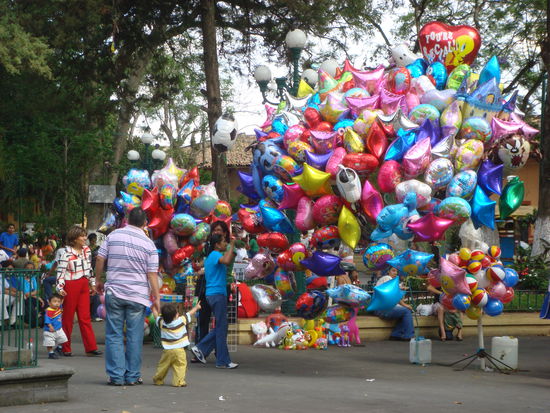 Auf der Plaza gibts immer was zu sehen