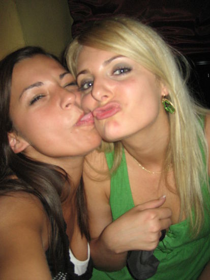 Anamaria und ich beim Feiern! Sie wird mich in Asien für ca. 2 Wochen besuchen kommen!