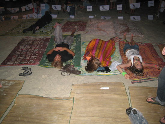 Sleeping Area mit den ersten Alkoholleichen